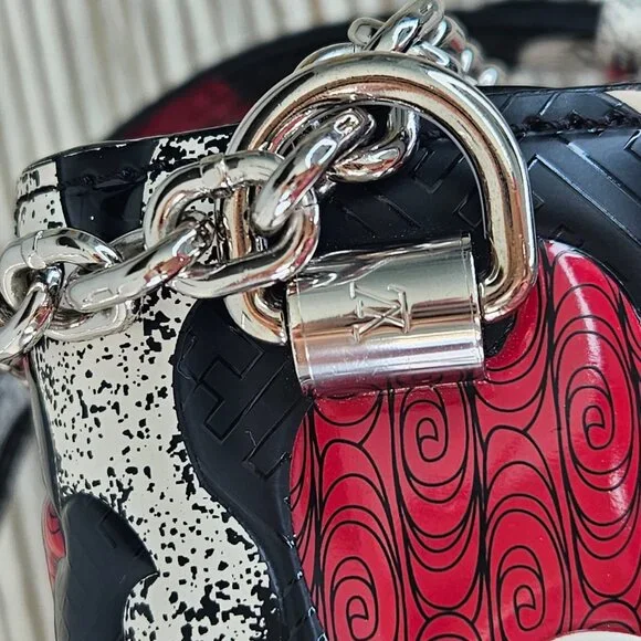 Louis Vuitton Patchwork Waves Twist MM - Picture 7 of 11